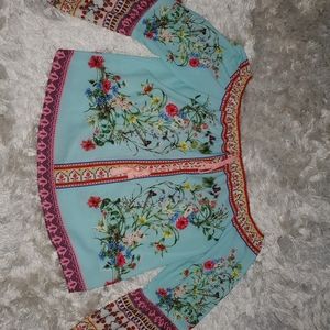 Umgee flair sleeve Blouse